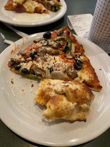 Pizza Restaurant «Round Table Pizza», reviews and photos, 2819 W March Ln, Stockton, CA 95219, USA