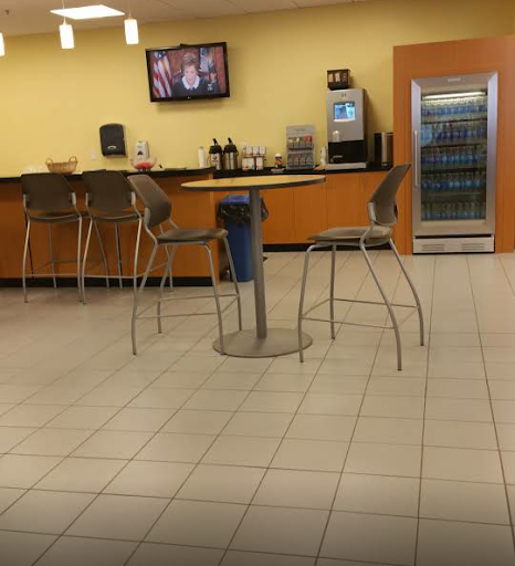 Car Dealer «BOMMARITO NISSAN WEST», reviews and photos, 14747 Manchester Rd, Ballwin, MO 63011, USA