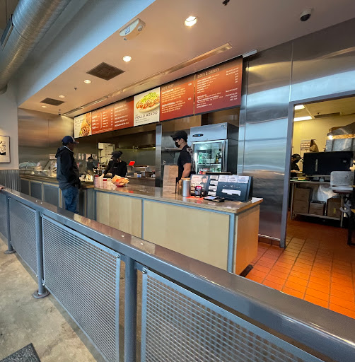 Mexican Restaurant «Chipotle Mexican Grill», reviews and photos, 17250 Southcenter Pkwy #108, Tukwila, WA 98188, USA