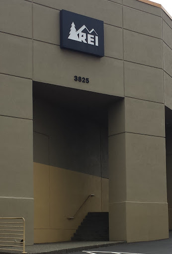 Camping Store «REI», reviews and photos, 3825 S Steele St, Tacoma, WA 98409, USA