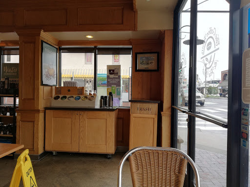 Coffee Shop «The Coffee Bean & Tea Leaf», reviews and photos, 4925 E 2nd St, Long Beach, CA 90803, USA