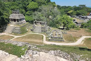 Zona Arqueológica Palenque image