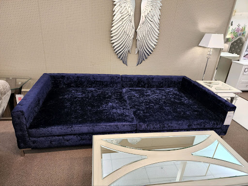 Furniture Store «Value City Furniture», reviews and photos, 4380 E New York St, Aurora, IL 60504, USA