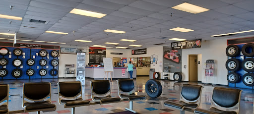 Tire Shop «Firestone Complete Auto Care», reviews and photos, 3720 W Camp Wisdom Rd, Dallas, TX 75237, USA