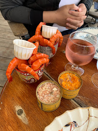 Plats et boissons du Bar-restaurant à huîtres Emile et une huître à Lège-Cap-Ferret - n°13