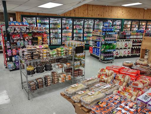 Meat Wholesaler «Town & Country Supermarket», reviews and photos, 1824 Portage Street, Kalamazoo, MI 49001, USA