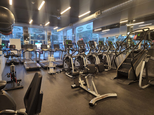 Gym «Wicker Park Fitness», reviews and photos, 1735 W Division St #1, Chicago, IL 60622, USA