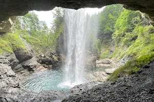 Bergli Stüber Waterfall image