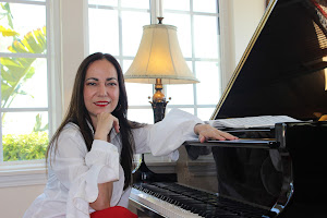 Roxana M PianoStudio