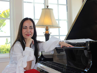 Roxana M PianoStudio