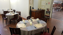 Atmosphère du Restaurant belge Cafe Restaurant de la place à Michery - n°6