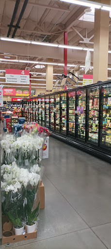 Grocery Store «Grocery Outlet Bargain Market», reviews and photos, 9026 E Valley Blvd, Rosemead, CA 91770, USA