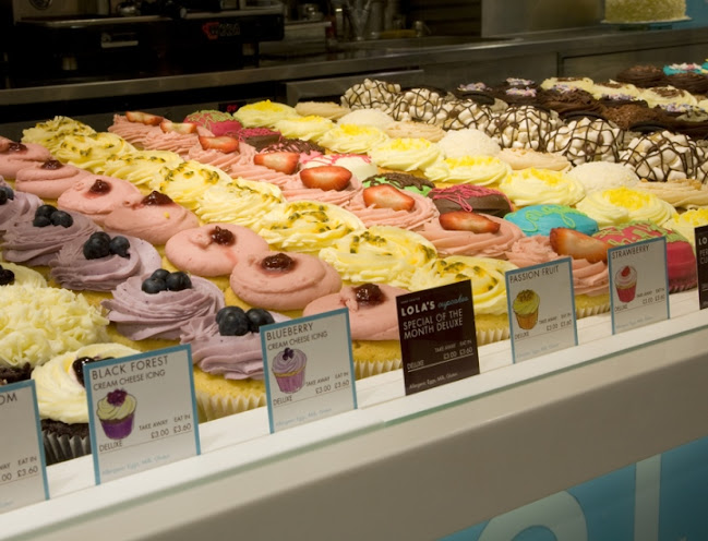 Reviews of Lola's Cupcakes Mayfair in London - Bakery