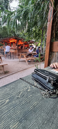 Atmosphère du Restaurant Impérial Bus Diner Bédarrides à Bédarrides - n°7