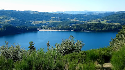 Plage Nord du Lac-d'Issarlès à Le Lac-d'Issarlès