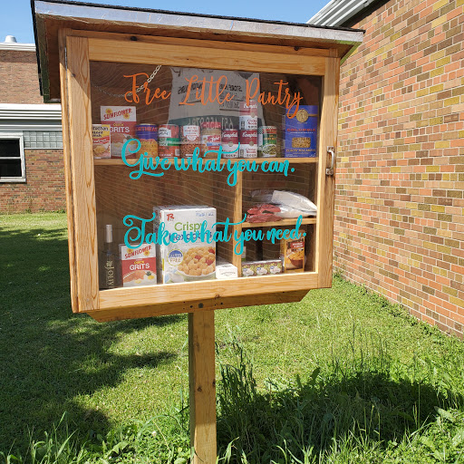 Thrift Store «Stone Soup Thrift Shop», reviews and photos, 950 3rd St # 120, St Paul Park, MN 55071, USA