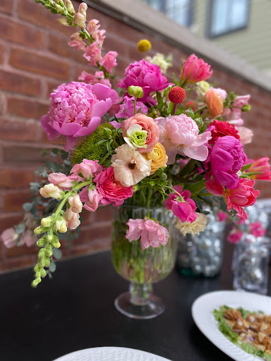 Florist «City Scents Floral & Home», reviews and photos, 209 E Ohio St, Chicago, IL 60611, USA