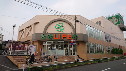 ライフ赤塚店