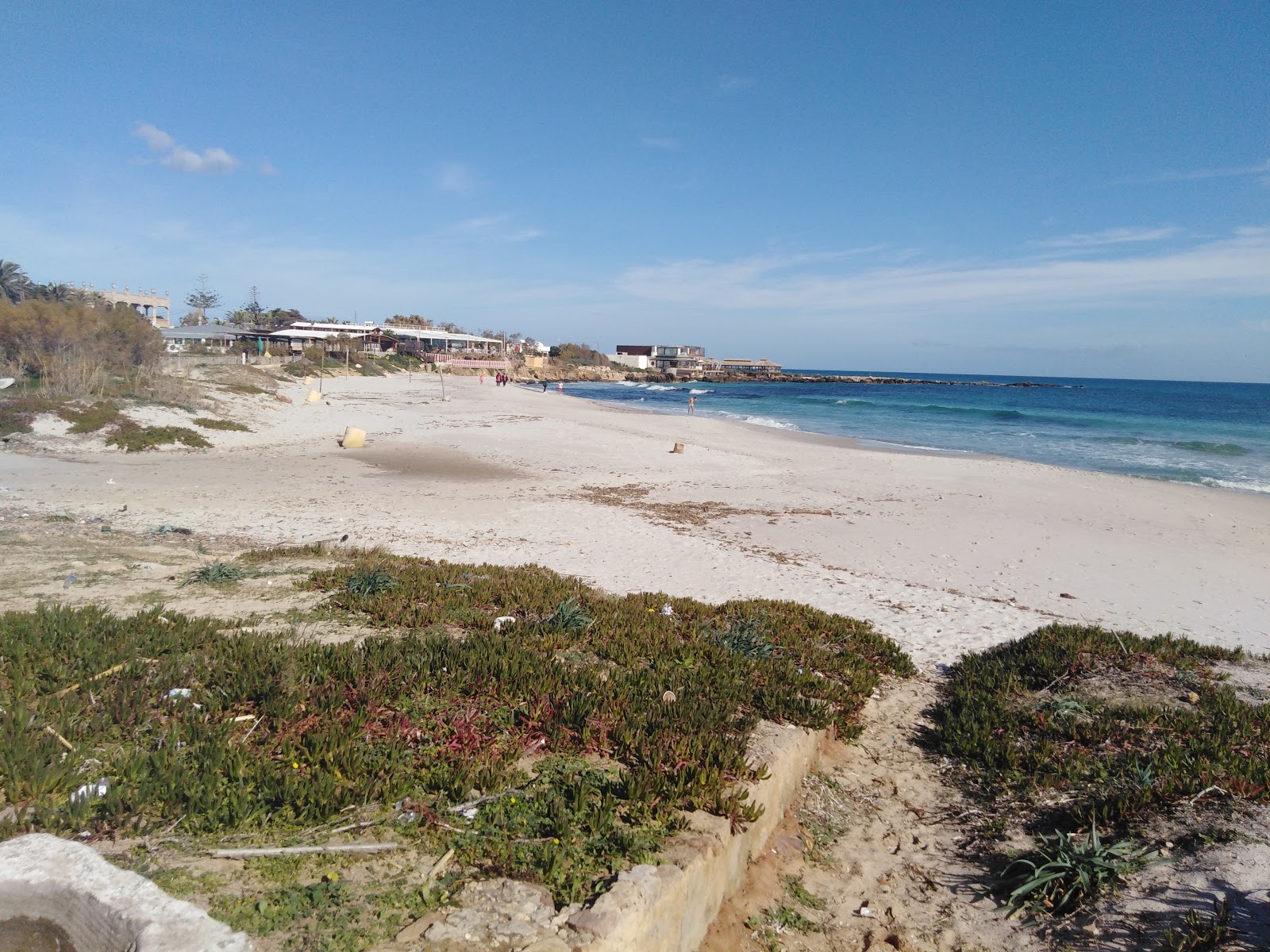 Photo de Plage du Petit Paris avec petite baie