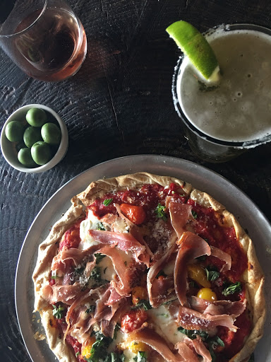 Wine Bar «Venice Beach Wines», reviews and photos, 529 Rose Ave, Venice, CA 90291, USA