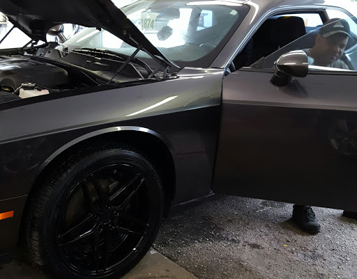 Auto Body Shop «Gene Perez Body Repairs», reviews and photos, 5131 W Hanna Ave, Tampa, FL 33634, USA