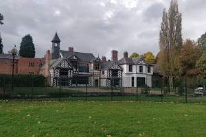 Wythenshawe Park Car Park