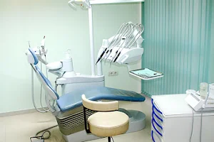 The Dental & Implant Center image