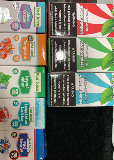 Tobacco Shop «Xhale Vapor N Smoke», reviews and photos, 15 Lake St S Suite 202, Kirkland, WA 98033, USA