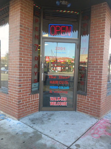 Beauty Salon «Riviera Beauty Salon», reviews and photos, 3201 W Irving Park Rd, Chicago, IL 60618, USA