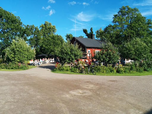 Party farmhouses Helsinki