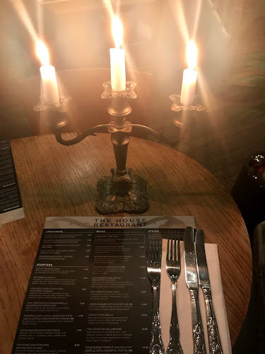 The House Restaurant - Restaurant