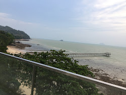 Ratsada Beach'in fotoğrafı çok temiz temizlik seviyesi ile