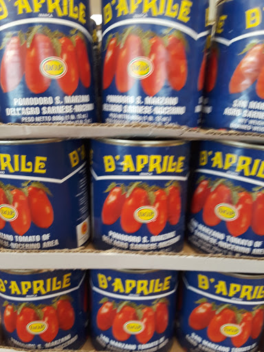 Grocery Store «D & D Market», reviews and photos, 675 Wolcott Hill Rd, Wethersfield, CT 06109, USA