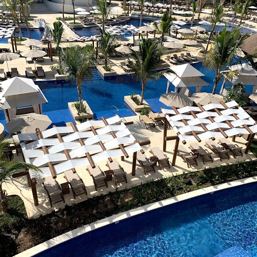 Travel Agency «Magnified Vacations CruiseOne», reviews and photos, 8516 Charleston Ct, Avon, IN 46123, USA