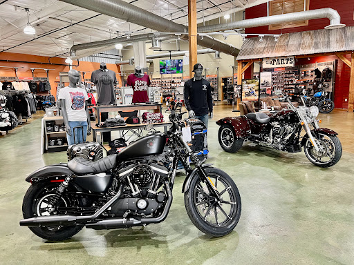 Harley-Davidson Dealer «Harley-Davidson of Brandon», reviews and photos, 9841 E Adamo Dr, Tampa, FL 33619, USA