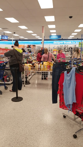 Clothing Store «Ross Dress for Less», reviews and photos, 5820 Lakewood Towne Center Blvd SW, Lakewood, WA 98499, USA