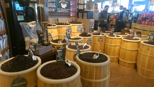 Shopping Mall «Aliso Village Shopping Center», reviews and photos, 23966 Aliso Creek Rd, Laguna Niguel, CA 92677, USA