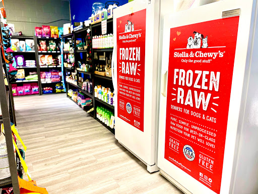 Pet Supply Store «Bark Avenue Pet Supply», reviews and photos, 3109 E McKellips Rd, Mesa, AZ 85213, USA