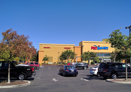 Pet Supply Store «PetSmart», reviews and photos, 2440 E Charleston Rd, Mountain View, CA 94043, USA