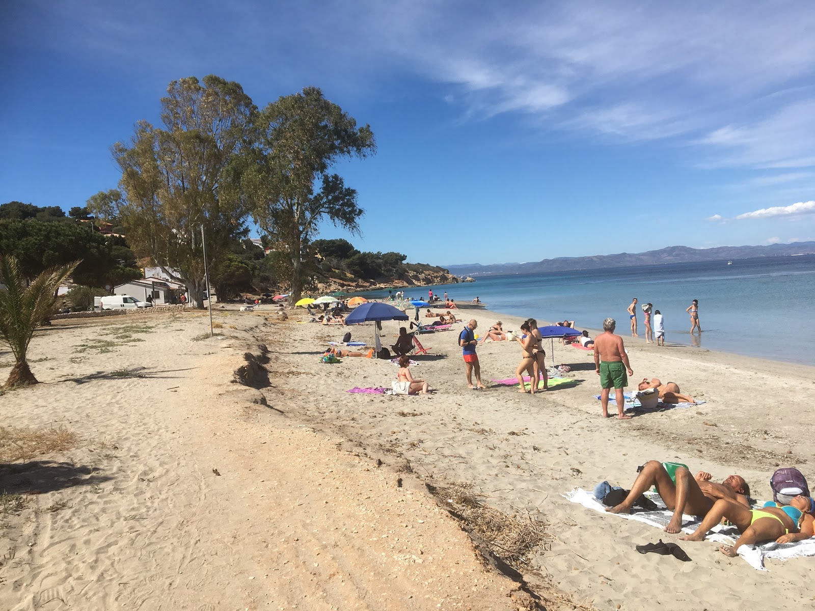 Foto de Praia de Maladroxia - lugar popular entre os apreciadores de relaxamento