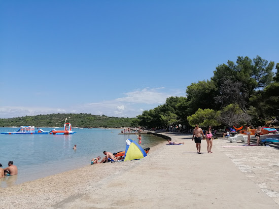 Jazina beach