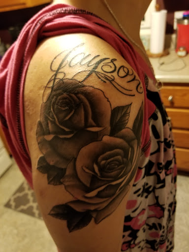 Artist «Epic Ink Tattoo and Piercing», reviews and photos, 435 S Buchanan St, Edwardsville, IL 62025, USA