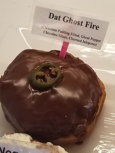 Donut Shop «Wake N Bake Donuts - Carolina Beach», reviews and photos, 1401 N Lake Park Blvd Suite 46, Carolina Beach, NC 28428, USA