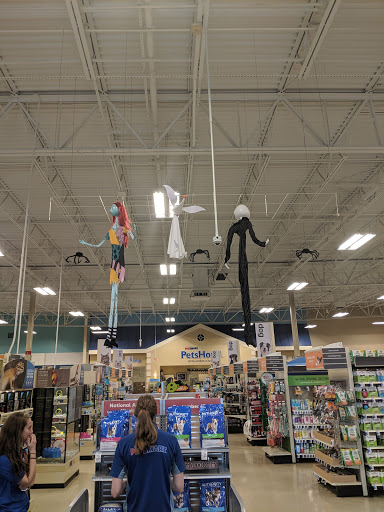 Pet Supply Store «PetSmart», reviews and photos, 734 E Big Beaver Rd, Troy, MI 48083, USA