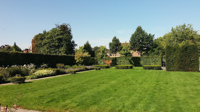 Beelden- en Bloementuin Bergeijk - Lommel