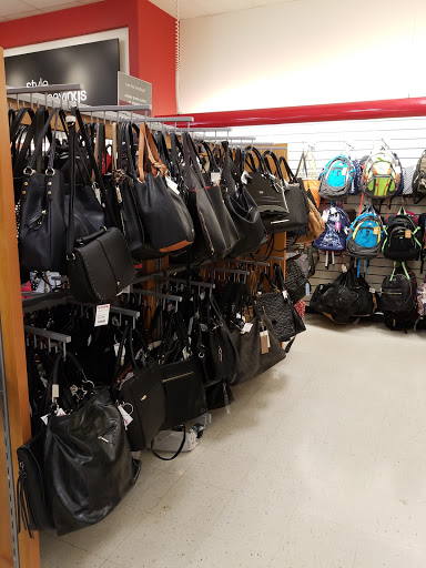 Department Store «T.J. Maxx & HomeGoods», reviews and photos, 2692 Madison Rd F, Cincinnati, OH 45208, USA