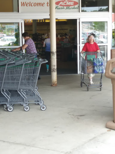 Shopping Mall «Pleasant Valley Shopping Center», reviews and photos, 7524 Broadview Rd, Cleveland, OH 44134, USA