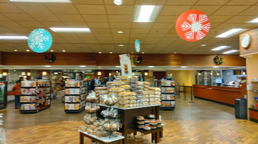 Grocery Store «Lunds & Byerlys St. Louis Park», reviews and photos, 3777 Park Center Blvd, St Louis Park, MN 55416, USA