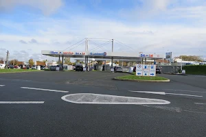 Gas Station E Leclerc Saintes image