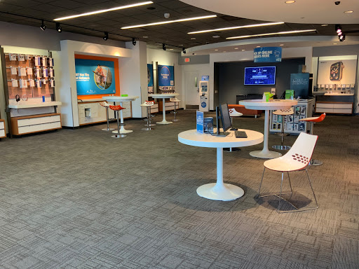 Cell Phone Store «AT&T», reviews and photos, 2132 Ford Pkwy, St Paul, MN 55116, USA